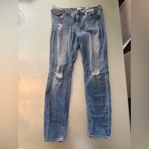 Sneak Peak Boyfriend Jeans